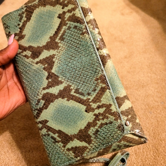 Donald J Pliner ( Snake Clutch ) GUC - Picture 9 of 10